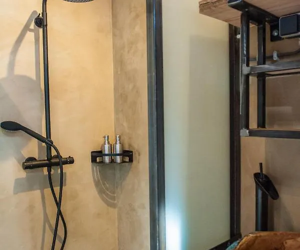 Goudse Watertoren, 't Kleinste Woontorentje Nederland *