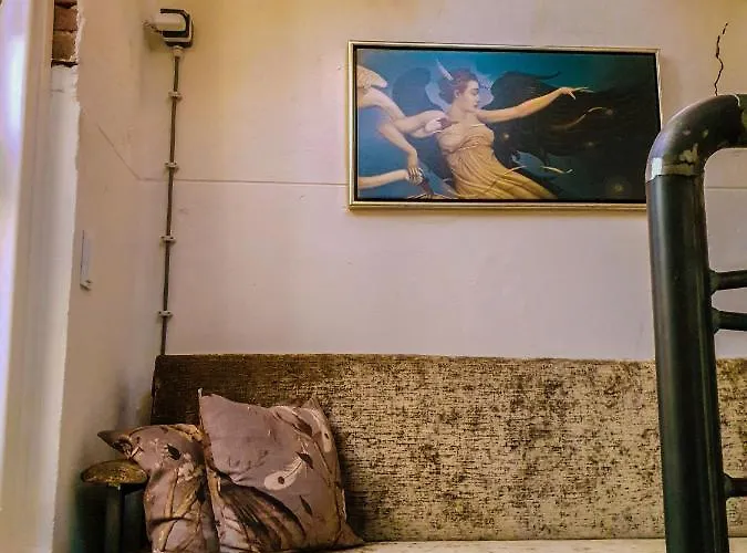 Apartment Goudse Watertoren, 't Kleinste Woontorentje Nederland