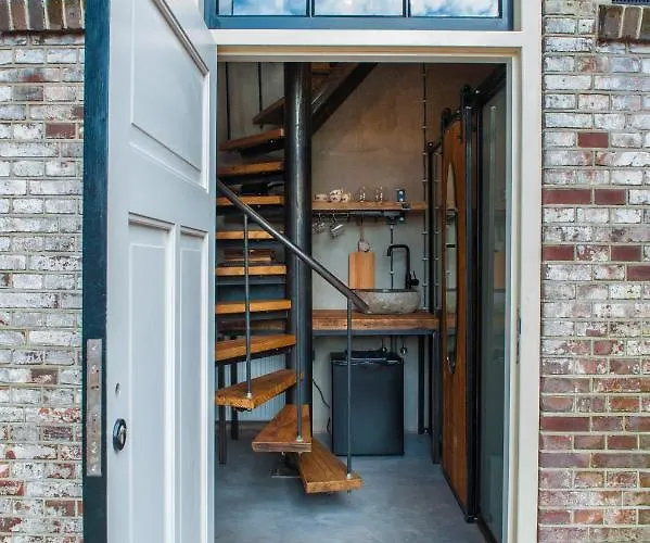 Apartment Goudse Watertoren, 't Kleinste Woontorentje Nederland