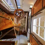 Goudse Watertoren, 't Kleinste Woontorentje Nederland Gouda