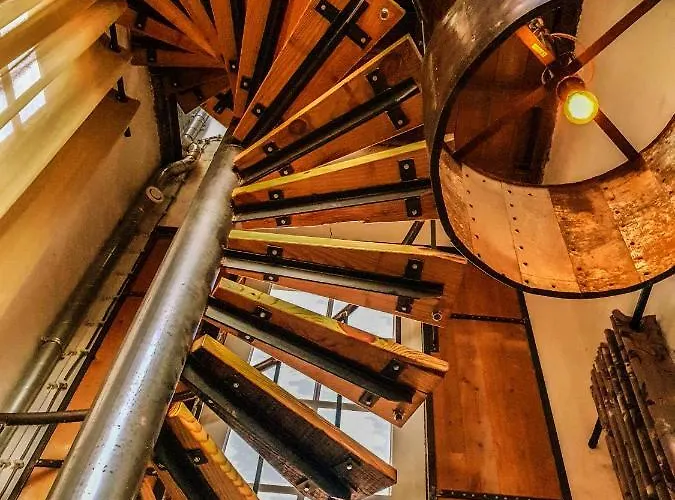 Apartment Goudse Watertoren, 't Kleinste Woontorentje Nederland